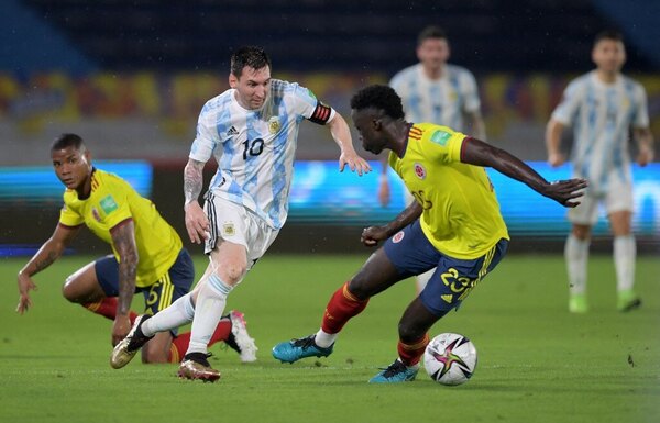 Copa América: Argentina se lanza a la triple corona y Colombia amenaza con su segundo título