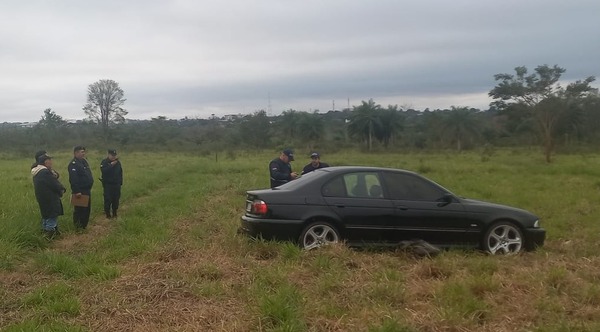 Hallan cadáver en un vehículo en Salto del Guairá - Megacadena - Diario Digital