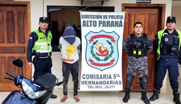 Atrapan a delincuente con rosario de antecedentes tras robo de motocicleta