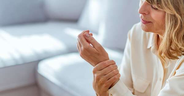 La Nación / ¿Porqué duelen las articulaciones en los días fríos?