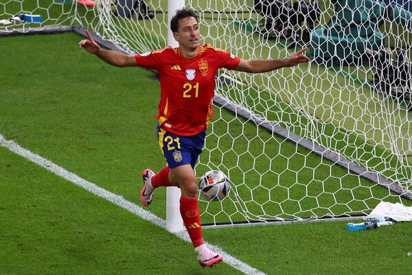 España derrota a Inglaterra y levanta su cuarta Eurocopa