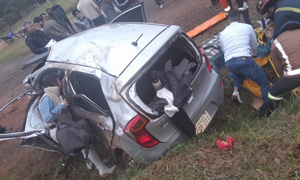Accidente de tránsito deja un niño fallecido y tres heridos en Caaguazú - OviedoPress