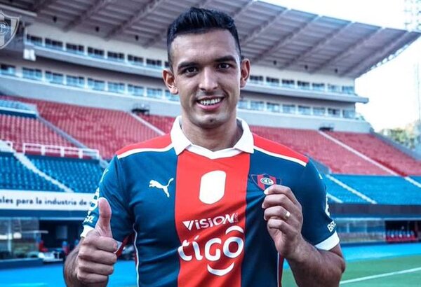 Bolívar hizo oficial la contratación del delantero paraguayo Alfio Oviedo