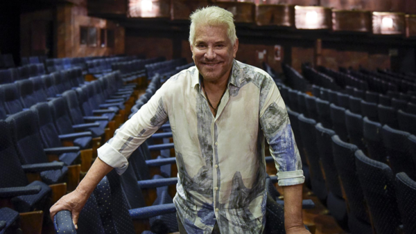 Video: Arnaldo André confiesa que fue acosado “a lo Bebé Reno” por una fan en Argentina