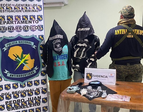 Antinarcóticos detuvieron a dos supuestos microtraficantes - Oasis FM 94.3