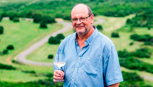 Eduardo Boido de Bodega Bouza: “Nuestros vinos son de elaboración tradicional, sin corregir las características de la fruta”