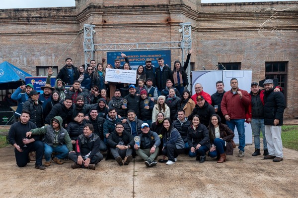 Éxito rotundo para la primera Gran Comilona: más de 40 millones de guaraníes recaudados para el Servicio de Intervención Temprana del HRE
