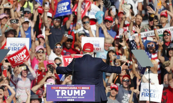 Donald Trump dice estar vivo de milagro - OviedoPress