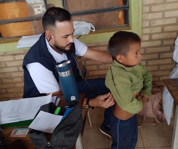 Jornada Integral de atención a familias indígenas de la zona norte en Alto Paraná