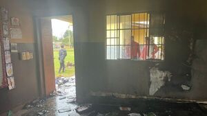 Aula de escuela se quemó y sospechan de alumnos aplazados
