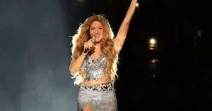 La Nación / ¡Afirman que Shakira cobró millones de dólares por cantar en la Copa América!