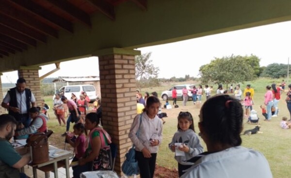 Atención a familias indígenas de la zona norte en Alto Paraná