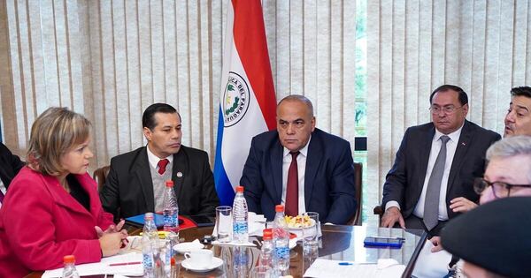 La Nación / Criptomineras pagan tarifa técnica que aumentó con el nuevo acuerdo de Itaipú