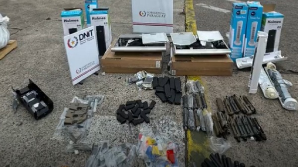 Incautan partes de armas de grueso calibre en el aeropuerto Silvio Pettirossi - Noticias Paraguay