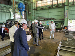 Comenzó en Japón la construcción de maquinaria de dragado para impulsar economía fluvial en Paraguay