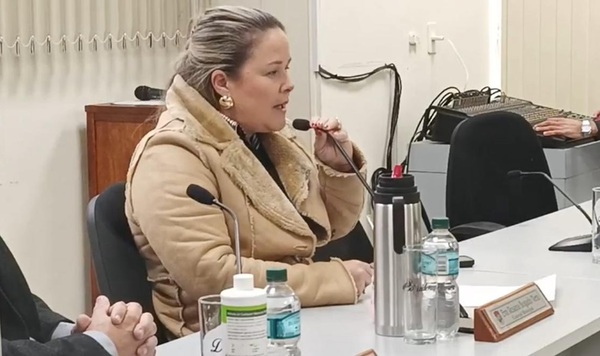 Rosana Bogado: "Si pueden construir oficinas para el INDI, por qué no pueden construirles viviendas" - OviedoPress
