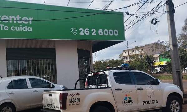 Solitario delincuente roba dinero y celulares en asalto a farmacia - ABC en el Este - ABC Color