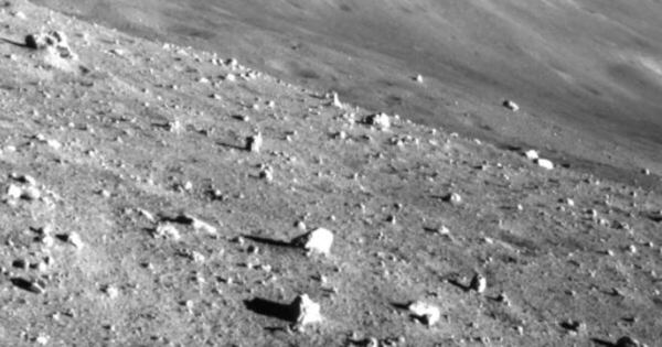 La Nación / Demuestran la existencia de una cueva de lava lunar