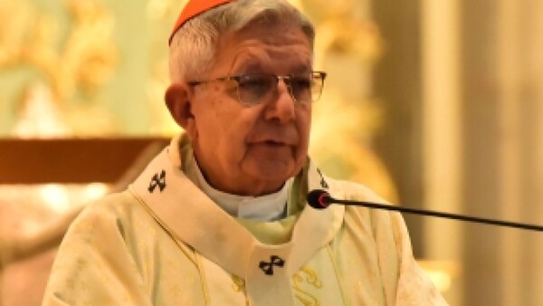 Cardenal insta a los jóvenes a que no sean indiferentes ante el autoritarismo