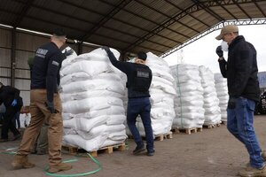 Operativo Dulzura: Carga récord de cocaína incautada en Puerto Caacupemí