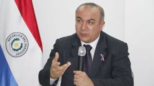 Temen que iniciativa popular contra el nepotismo quede sin efecto y se imponga proyecto del senador Bachi Núñez  - Megacadena - Diario Digital