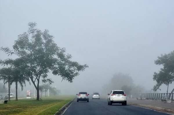 Debido a densa niebla, más de 150 pasajeros quedaron varados en Bolivia - Nacionales - ABC Color
