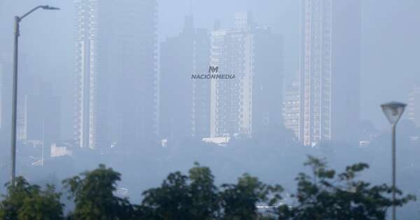 La Nación / Aviones no pudieron aterrizar por espesa niebla en el Aeropuerto Silvio Pettirossi