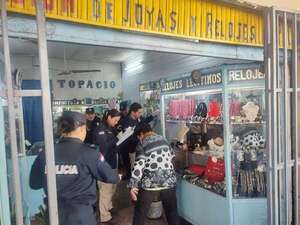 Violento asalto en el Mercado 4: un joyero resultó herido - Policiales - ABC Color