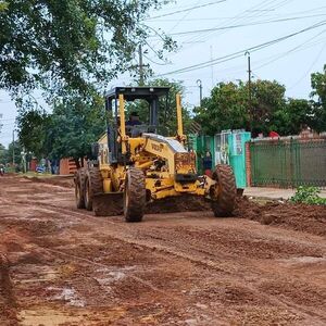 Municipalidad repara calles críticas en San José Plero y San Roque