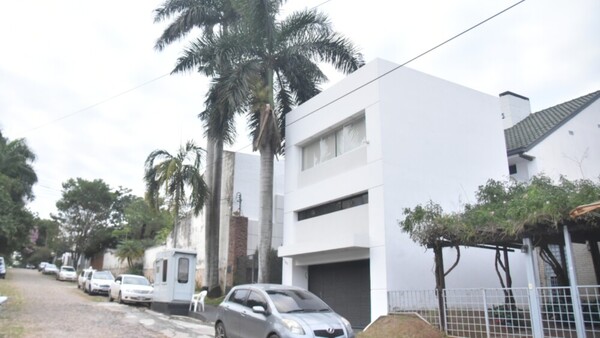 Lizarella Valiente compró su casa sin mejoras y sin dar garantías de pago, según el vendedor