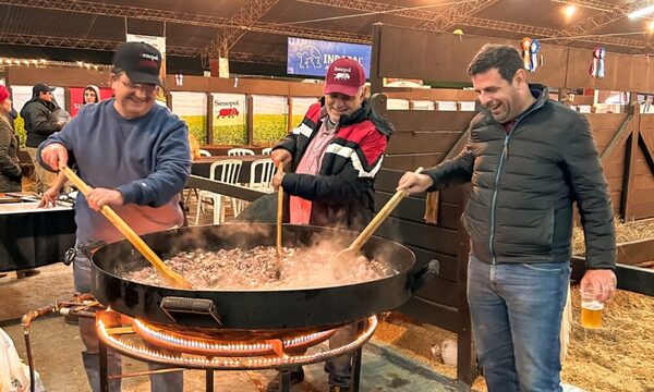 GUISO DE CONFRATERNIDAD SUDAMERIS – SENEPOL EN LA EXPO