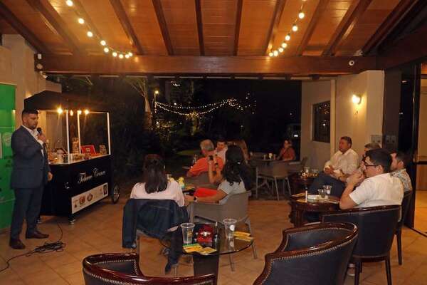Cigar Shop enciende pasiones con su Curso de Iniciación