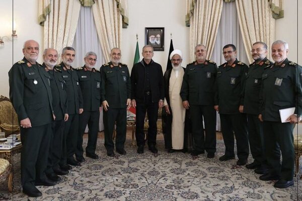 El presidente iraní asegura a Hamás el apoyo a los palestinos