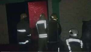Video: incendio de secadero de yerba en Carlos Antonio López  - Nacionales - ABC Color