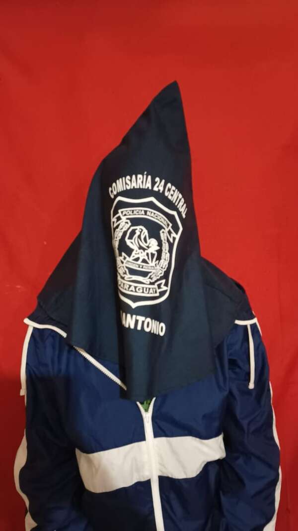 Un presunto ladrón de una motocicleta fue aprehendido gracias a vecinos - Policiales - ABC Color