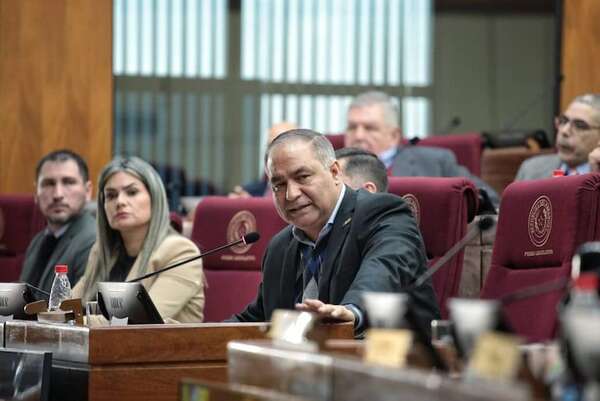 Darán aumentazo para operadores del Ministerio de la Defensa Pública - Política - ABC Color