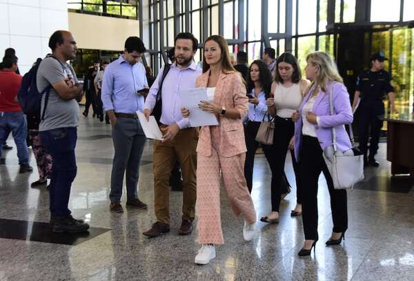 Senadores hoy matan la iniciativa Chau nepotismo - Política - ABC Color