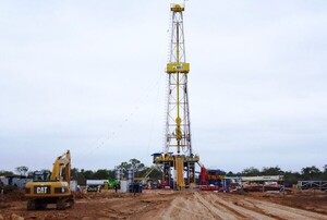 Hay que lograr inversiones para despertar el sector de minería e hidrocarburos.