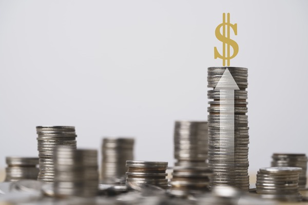 Deuda pública supera los USD 17.600 millones y se acerca al 40% del PIB - MarketData