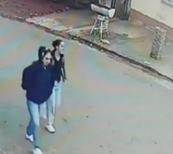 Con vaso roto asaltaron a madre e hija - Paraguay.com
