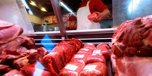 Los embutidos y fiambres pueden provocar cáncer, según OMS