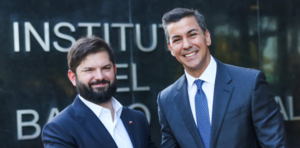Boric llega a Paraguay para una visita centrada en el comercio y la interconexi贸n vial - Revista PLUS