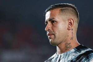Derlis González listo para liderar el ataque de Olimpia en el debut del Torneo Clausura