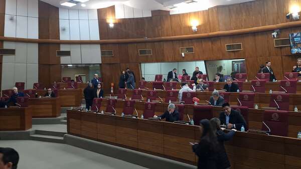 Diputados: Latorre tibio contra los raboneros solo anuncia posibilidad de “endurecer las reglas” - Política - ABC Color