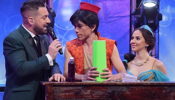 Ahora Alder Alcides hace magia - Teleshow