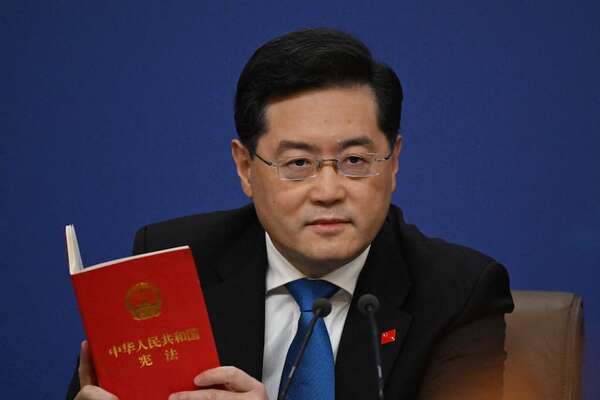 China promete abrirse al mundo con una política exterior “independiente y pacífica” - Mundo - ABC Color