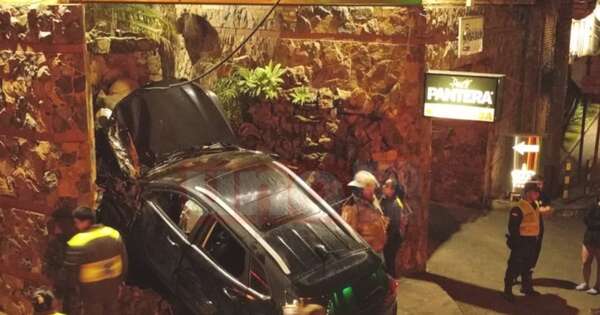 Diario HOY | Conductora se estrelló contra un motel y se negó al alcotest