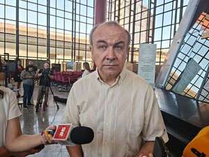 AUDIO: “El nepotismo va a seguir gozando de buena salud”, dice Robert Cano tras aprobación de cuestionado proyecto en Cámara de Senadores - La Primera Mañana - ABC Color