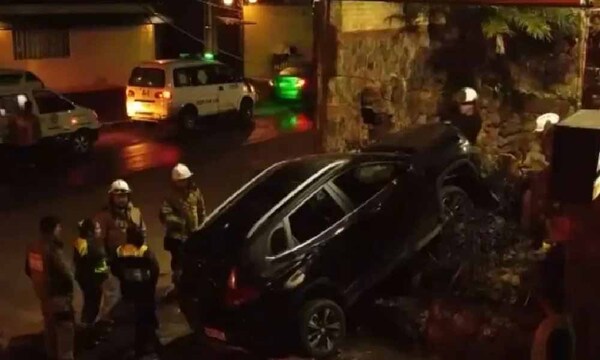 Mujeres se llevan un susto al chocar contra la fachada de un motel en San Lorenzo – Prensa 5