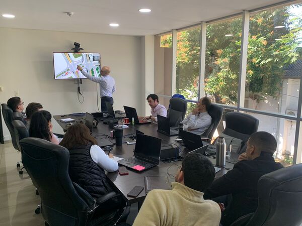 Transporte: Buscan mejorar servicio y gestión de planificación urbana mediante moderno software - MarketData